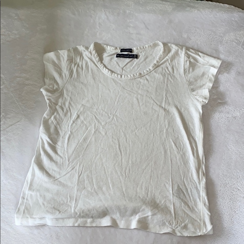 White t-shirt